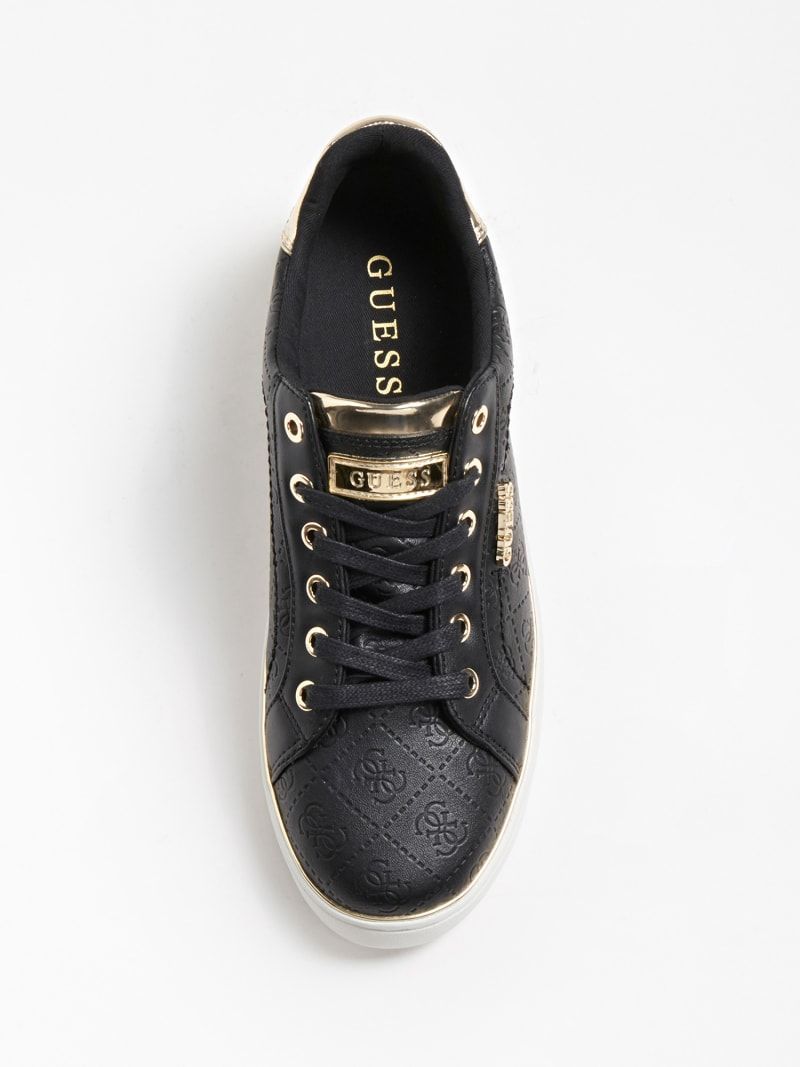 GUESS Women's Sneakers Spring 2021 collection | Women's shoes | Official  archives of Merkandi | merkandi.us - Merkandi B2B