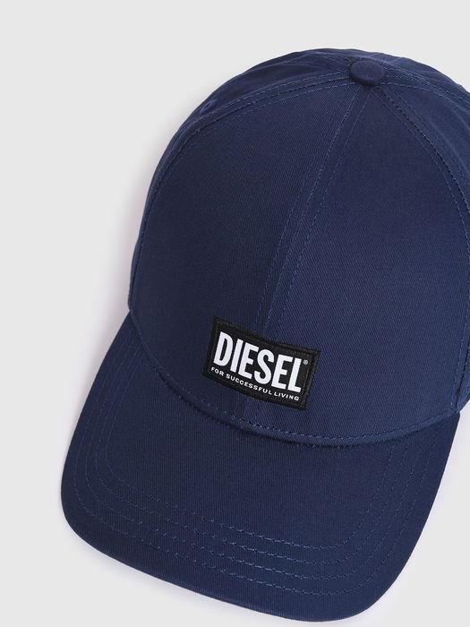 CAPPELLO Uomo DIESEL 00SYQ9 0BAUI CORRY 8MG - TNT Jeanswear Research