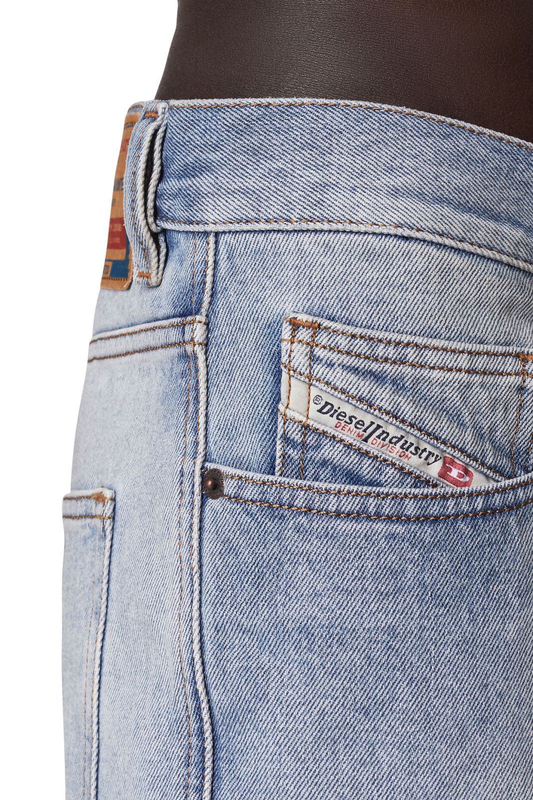 SHORTS E BERMUDA Uomo DIESEL A05161-09C15 D-MACS-Z-SHORT 01 - TNT Jeanswear  Research