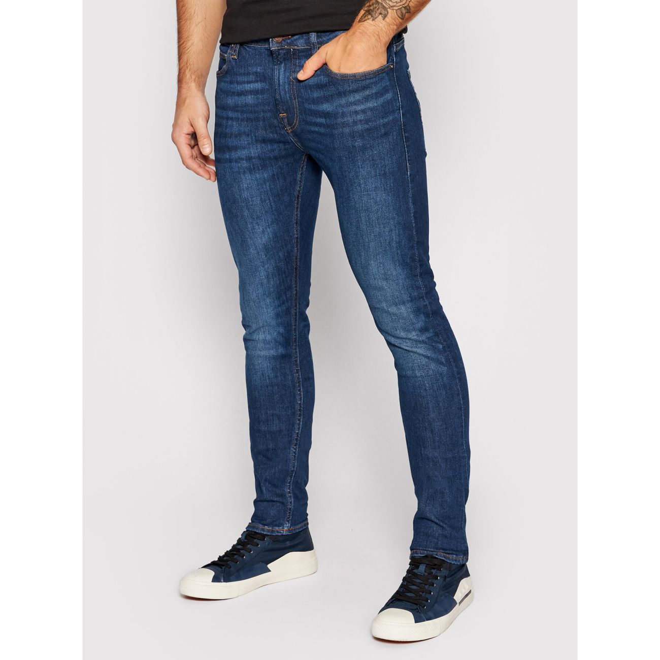 JEANS Uomo GUESS M1YA27 D4GV4 - CHRIS 1CRD CARRY DARK - TNT Jeanswear  Research