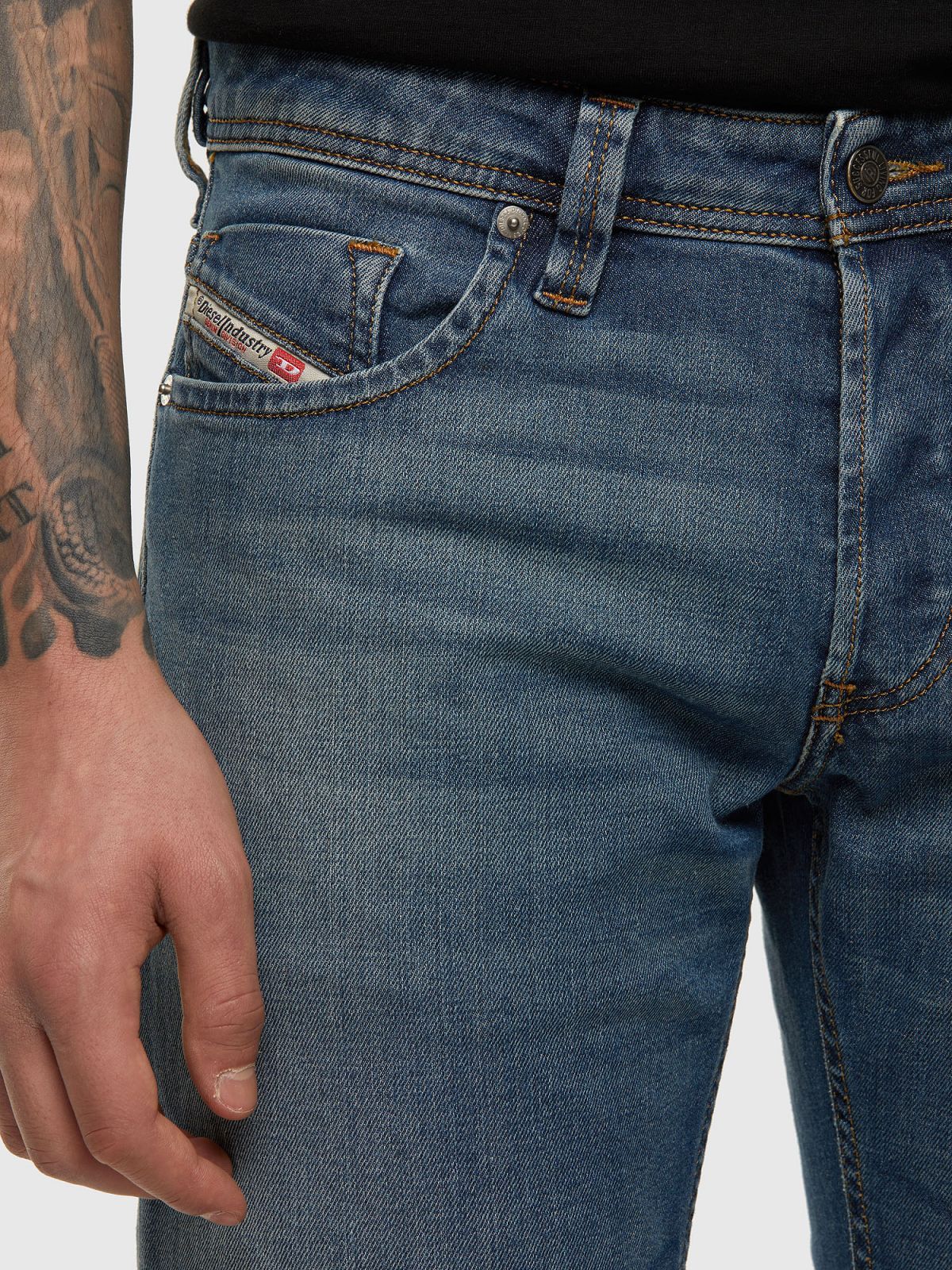 JEANS Uomo DIESEL LARKEE-X 009EI 01 - TNT Jeanswear Research